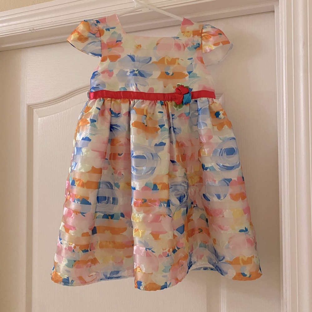 3/$10 SALE 🌈 Flower girl dress